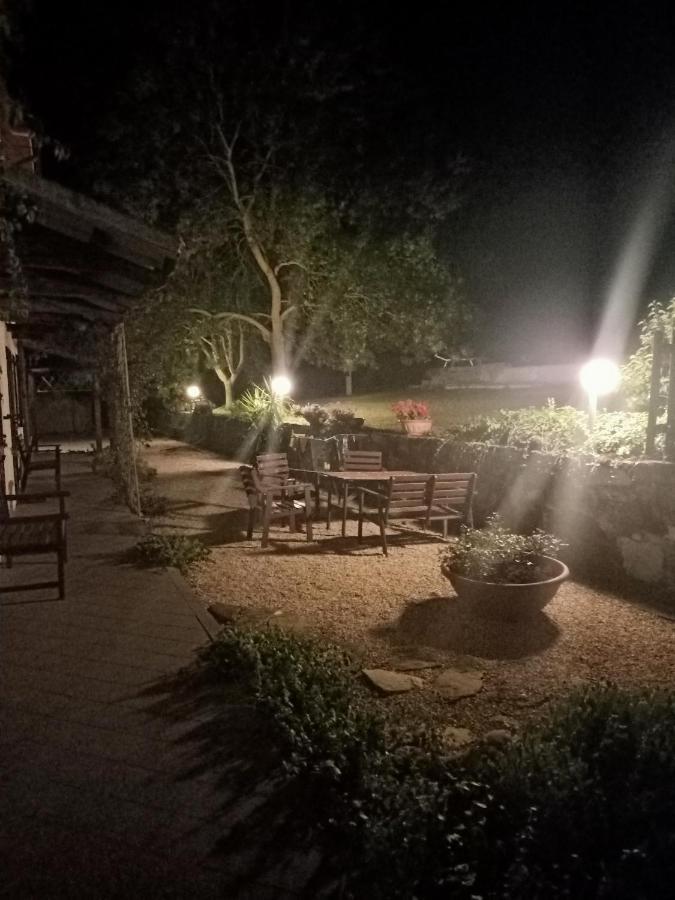 Agriturismo La Locandiera Montemerano Exterior foto